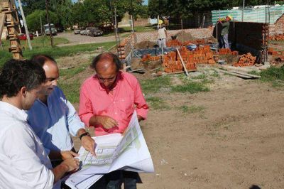 Crece a buen ritmo el futuro Jard�n Municipal de barrio Las Flores