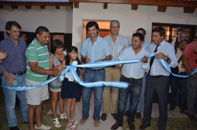 Cien familias cumplieron el sue�o de la vivienda propia