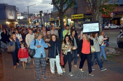 Olavarrienses movilizados tras la muerte de Nisman