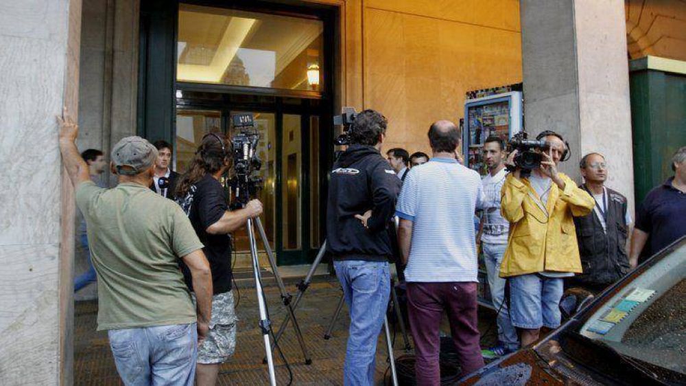 La fiscal orden� allanar la oficina de Nisman