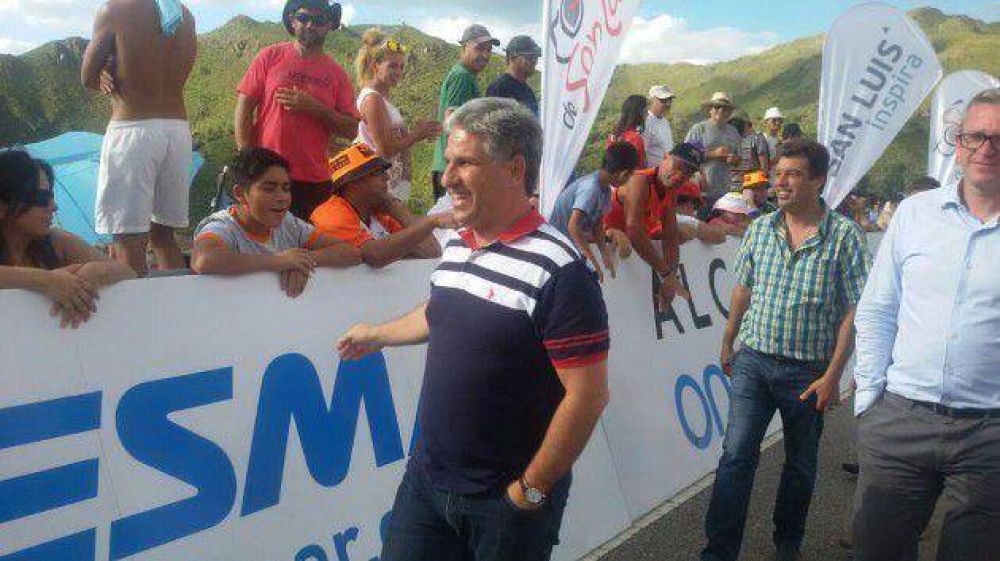 Poggi en la llegada en el Mirador