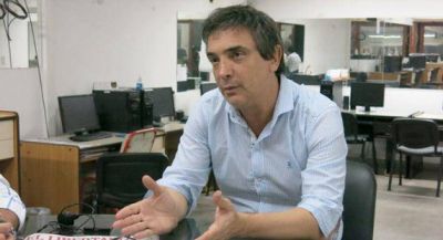 Artaza condiciona su decisi�n pol�tica a una convenci�n de la UCR