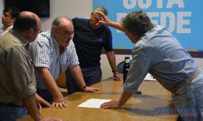 Colombi visit� Goya y Santa Luc�a y tom� nota de las obras para mitigar las inundaciones