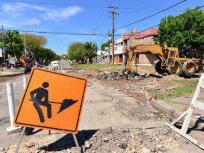Prev�n arreglar calles y desag�es pluviales en barrio San Agust�n