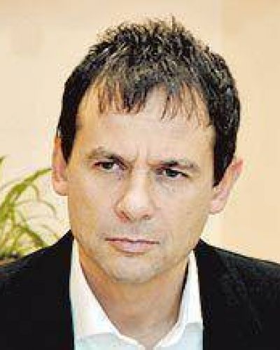 "Ac� no hay que victimizarse, hay que ponerse a gestionar"