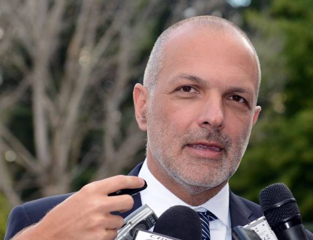 Buzzi: �Nuestra prioridad es seguir sosteniendo el empleo y la producci�n�