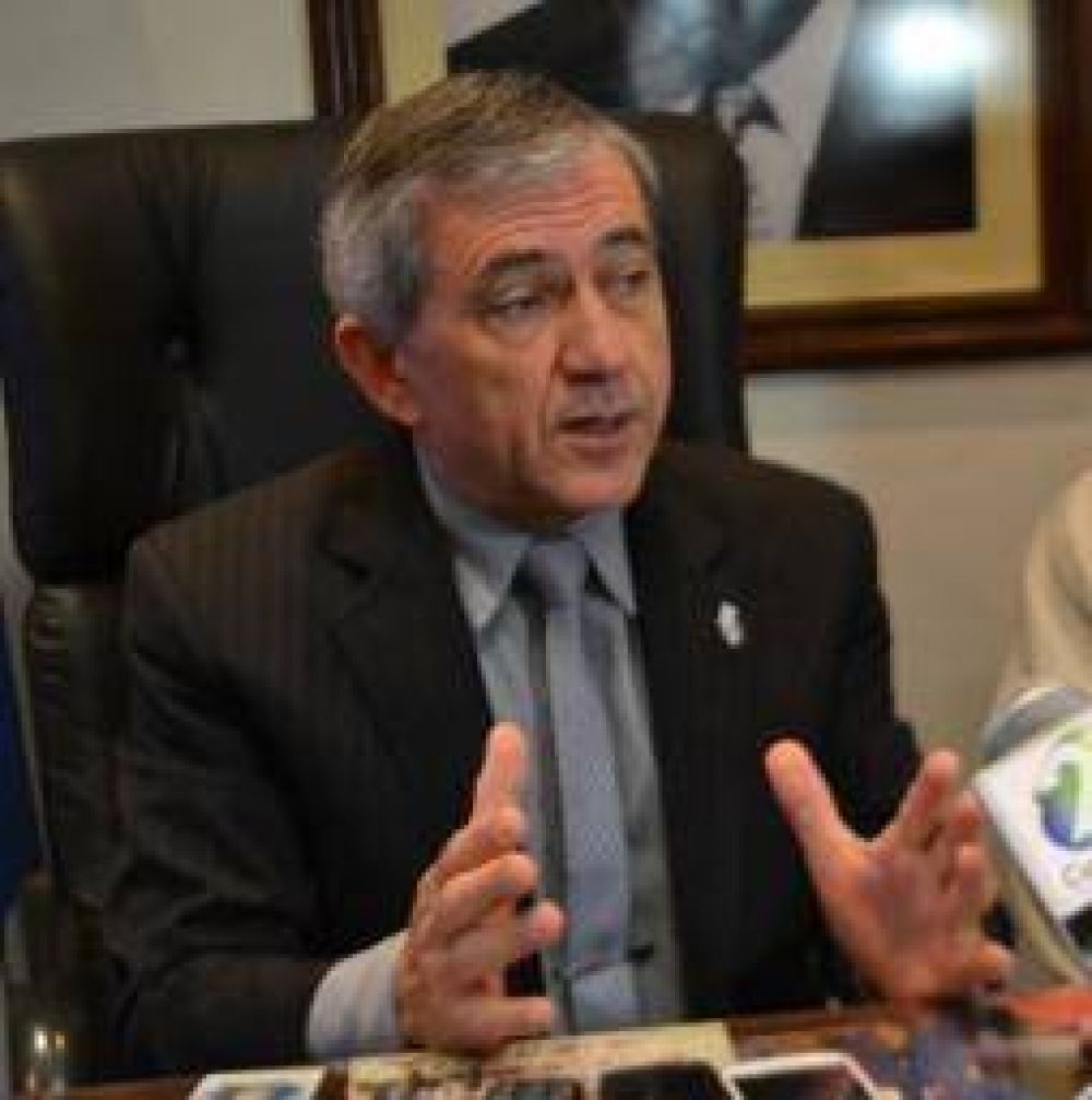 Armando Molina: �No descarto una f�rmula Quintela-Mart�nez�