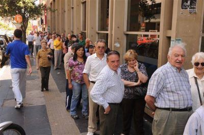 Aumento a jubilados bonaerenses ser� de entre 300 y 890 pesos