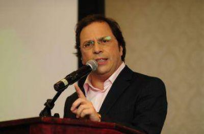 Giustozzi reclama la renuncia de Timerman