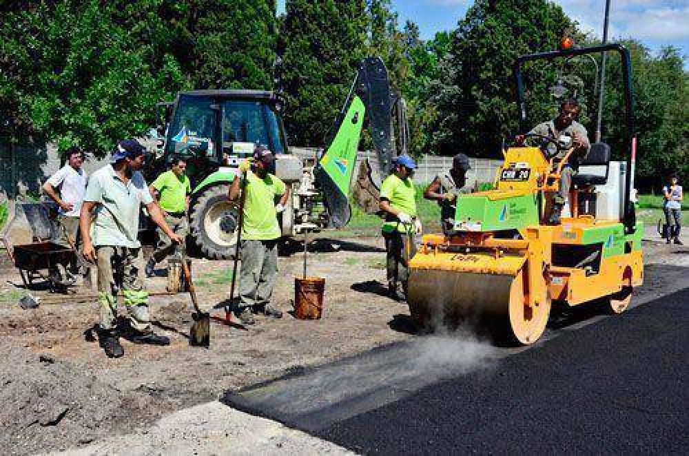 El Municipio realiza trabajos de mejora en el Camino Bancalari 