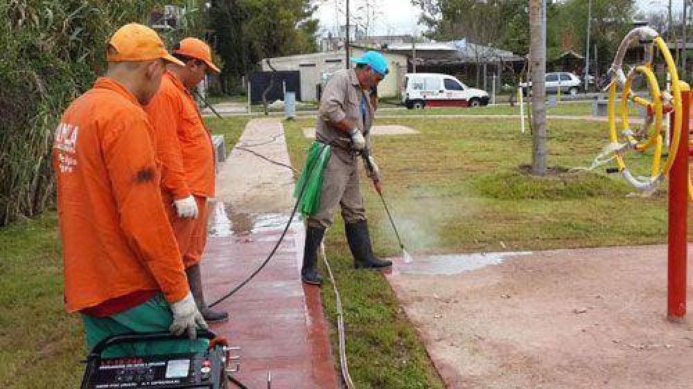 Tigre refuerza el servicio de hidrolavado para el mantenimiento de espacios p�blicos 