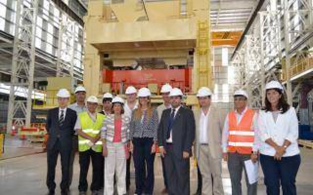 Giorgi visit� planta autopartista de Z�rate