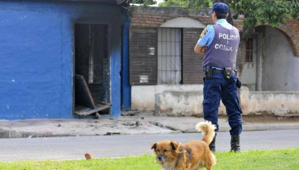 Por defender a un chico de un asalto, la patota lo asesin�