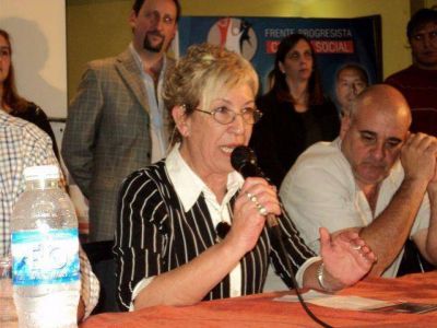 Tineo: �Est�n administrando mal porque no hay gesti�n�