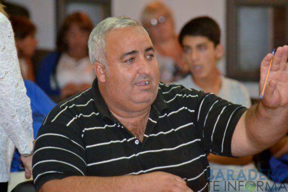 Por el voto de �Peteco�, el oficialismo se qued� sin la aprobaci�n del presupuesto