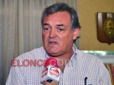 Garc�a defendi� el proyecto de acueductos y dijo no entender las cr�ticas de la Multisectorial