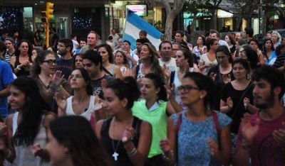 Los sanjuaninos volvieron a marchar pidiendo justicia por Nisman