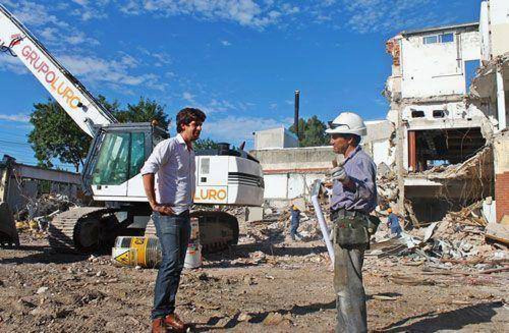 Avanzan los trabajos para iniciar la construcci�n del �Centro Integral Prehospitalario de la Salud�, en San Fernando 