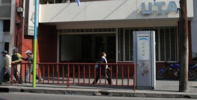 Choferes tucumanos tambi�n recibir�n el incremento salarial de UTA
