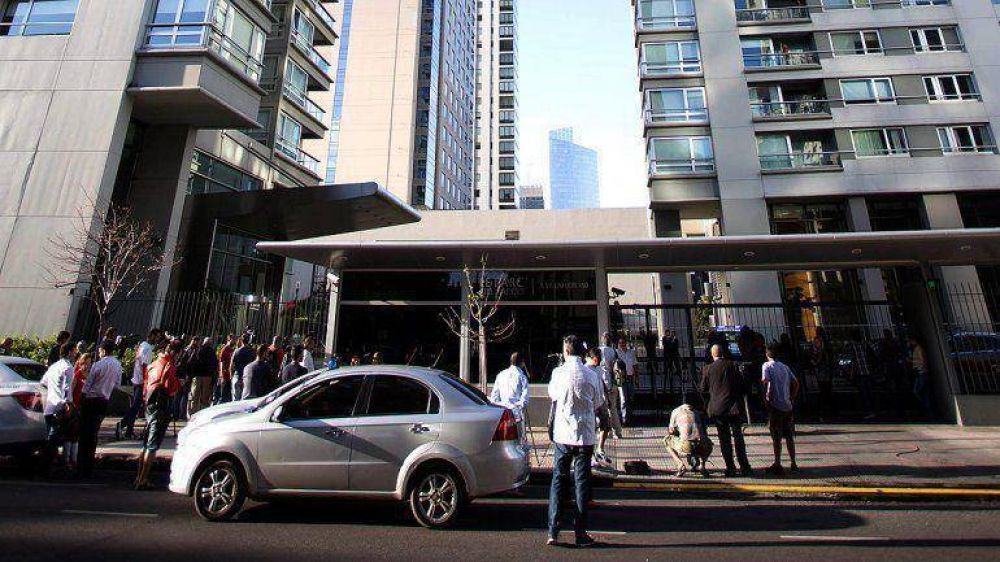 La fiscal Fein encabez� un procedimiento en el departamento de Nisman en Puerto Madero