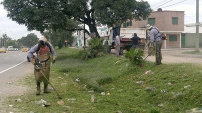 Se realizan mejoras en barrio Balc�n