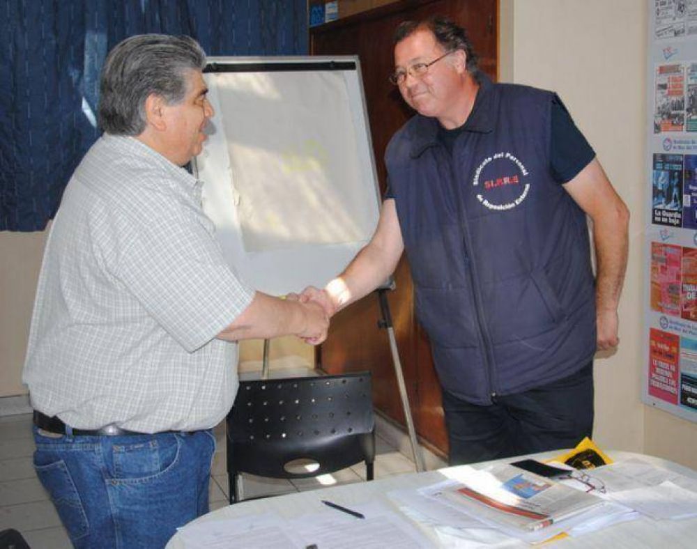 Convenio entre el Sindicato de Luz y Fuerza y el de Reposici�n Externa/Merchandising