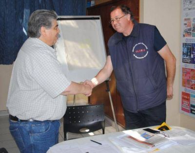 Convenio entre el Sindicato de Luz y Fuerza y el de Reposici�n Externa/Merchandising