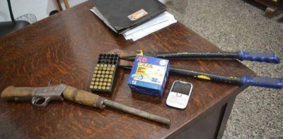 Detienen a un cadete de polic�a por el robo de una motocicleta: lo capturaron al rastrear el celular desde el que ped�a un 
