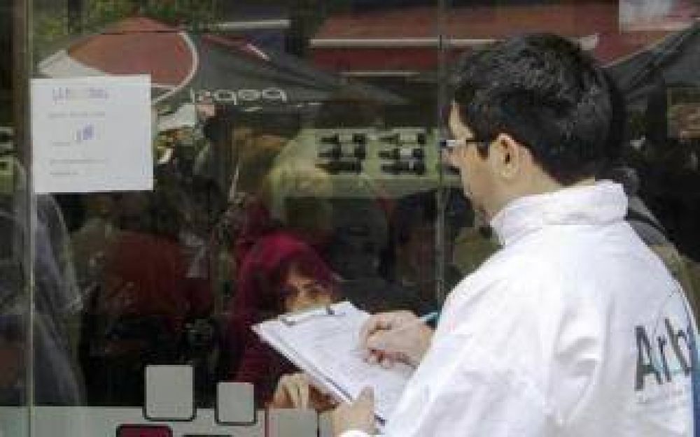 Costa Atl�ntica: Intensifican controles en comercios que no aceptan tarjetas