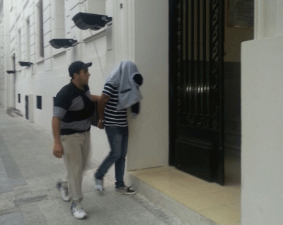 Detienen a un muchacho sospechado de cometer dos robos a 