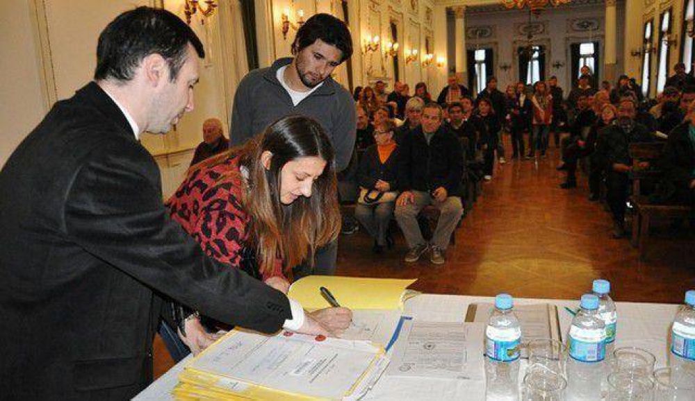 El lunes firmar�n escrituras gratuitas en el municipio