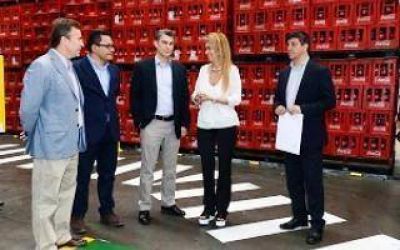 Giorgi destac� la inversi�n de Coca Cola en su planta de La Matanza