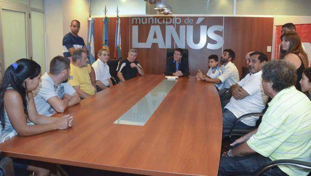 D�az P�rez: �Es muy importante aportar en los clubes, para que sigan siendo ese lugar de contenci�n para los chicos de Lan�s�