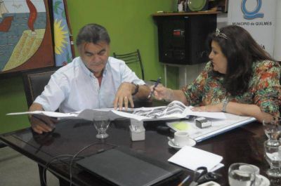 Quilmes: Guti�rrez encabez� la licitaci�n de la segunda etapa de construcci�n del Microestadio �N�stor Kirchner�