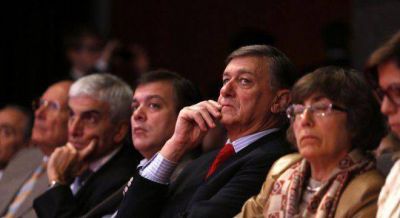 Exclusivo: Binner desliz� que podr�a pelear la gobernaci�n y Lifschitz entr� en crisis