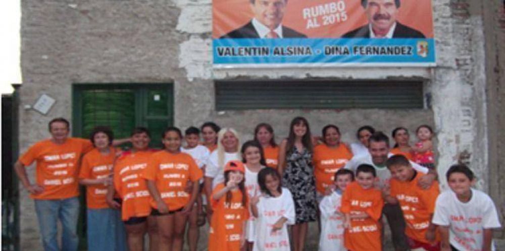 EL N.E.P COMENZO EL A�O RECORRIENDO LOS DISTINTOS BARRIOS DE LANUS