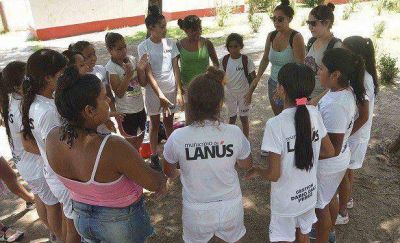 COLONIA DE VACACIONES EN EL PARQUE EVA PER�N