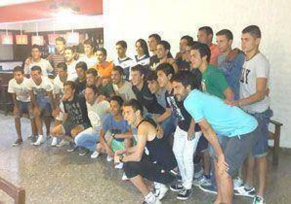 Villa Belgrano comienza su ilusi�n del ascenso ante Juventud de Suipacha