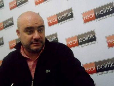 Leonardo Rocheteau: �Las empresas aumentan las tarifas pero no brindan un servicio acorde�
