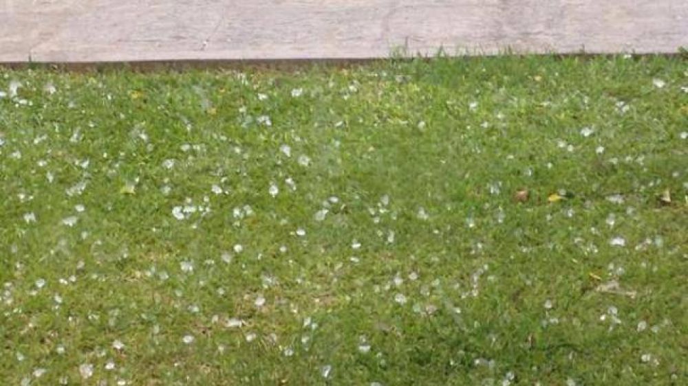 Un s�bado con lluvias, granizo y r�fagas de viento en distintas zonas