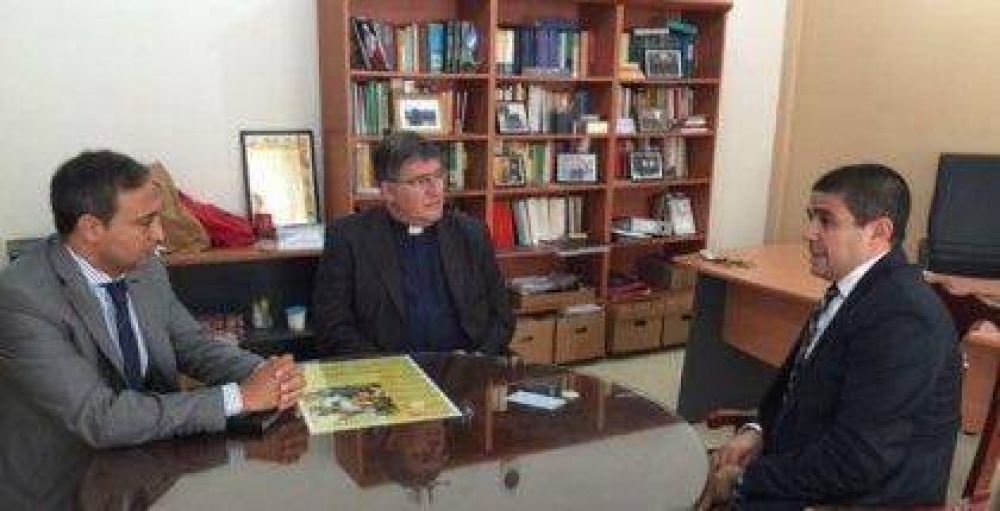 El Gobierno trabaja con la Iglesia para conformar una mesa multidisciplinar por temas de seguridad -