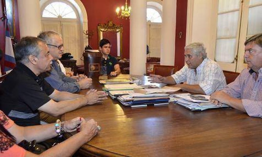 El intendente Fabin Ros recibi a su par de la ciudad paraguaya de Luque, Csar Meza Bra
