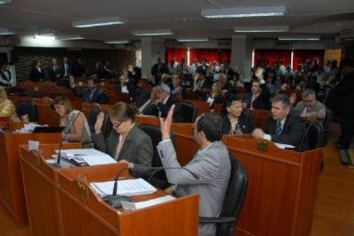 Ahora, la UCR considera que es viable el proyecto de las PASO