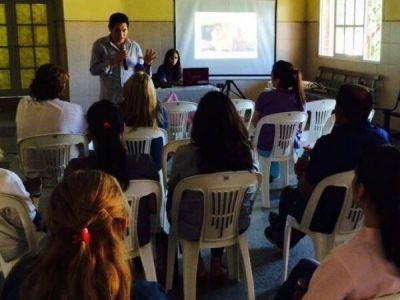 BRINDAN HERRAMIENTAS A CENTROS DE SALUD PARA TRATAR A PACIENTES CON ADICCIONES