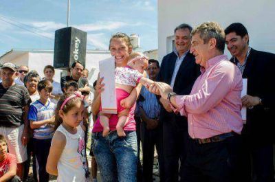 M�s de 5000 viviendas sociales gestion� Entre R�os durante 2014 