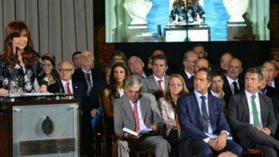Esta semana Cristina firma acuerdo por deudas de provincias	