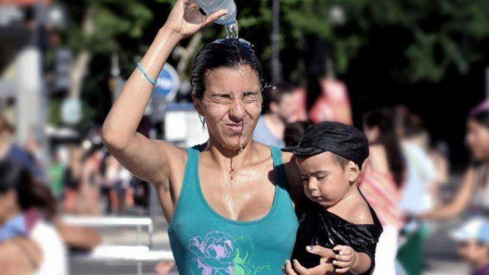 Rige alerta amarillo por altas temperaturas en Rosario