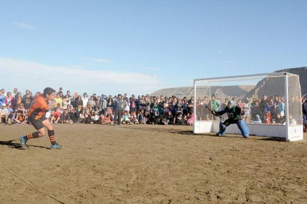 Comodoro campe�n en Primera Damas y Lagartos en Caballeros 