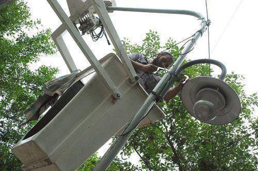 Tigre refuerza la iluminaci�n en barrios del distrito 