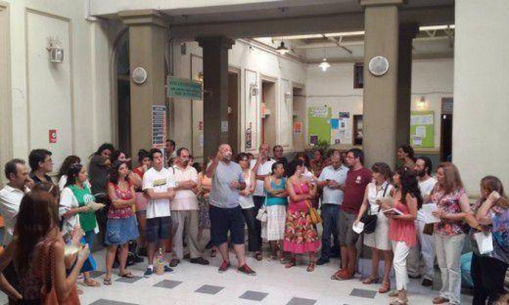 Debaten la ley de Salud Mental y piden a candidatos que se manifiesten sobre el tema